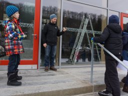 06 Ueben auf dem Schulhof